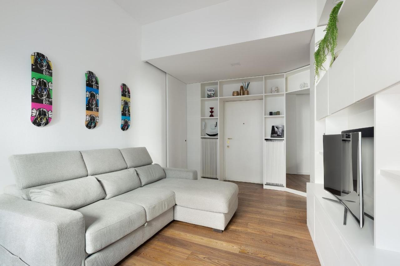 Hl Apartment - Brera, Garibaldi, Moscova, Duomo, Montenapoleone Milano Exteriör bild